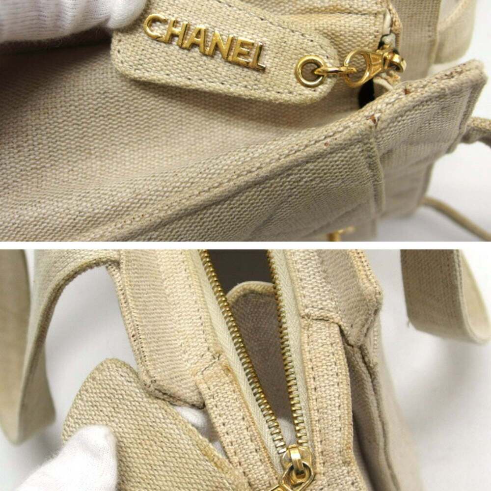 CHANEL Cream Canvas Shoulder Bag - Picture 7 of 11